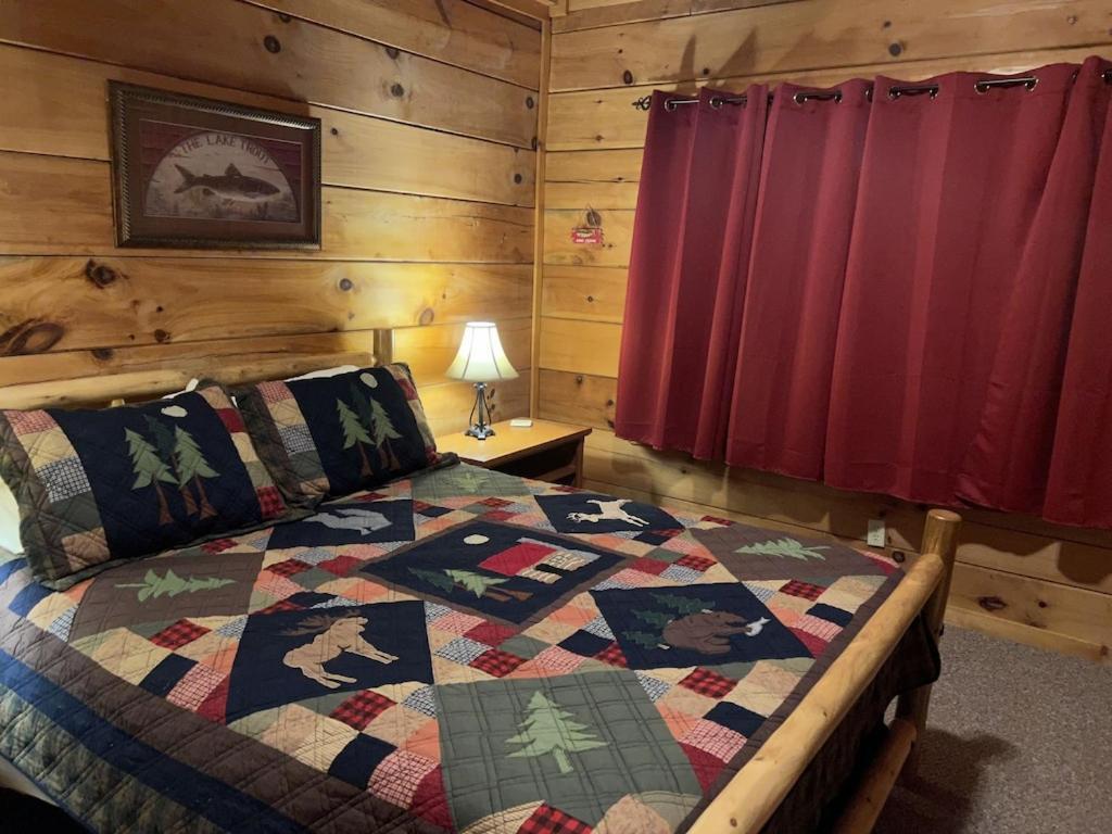 Story Brook: Beautiful True Log Cabin! Close To Dollywood, State Park, And More! Sevierville Esterno foto