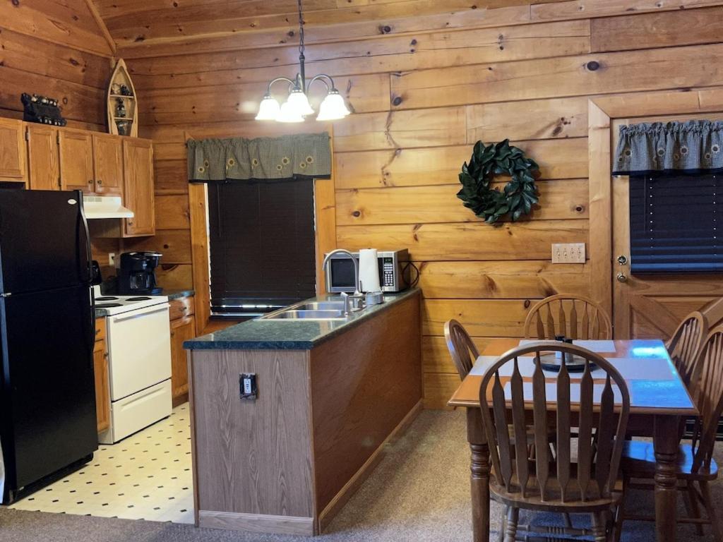 Story Brook: Beautiful True Log Cabin! Close To Dollywood, State Park, And More! Sevierville Esterno foto