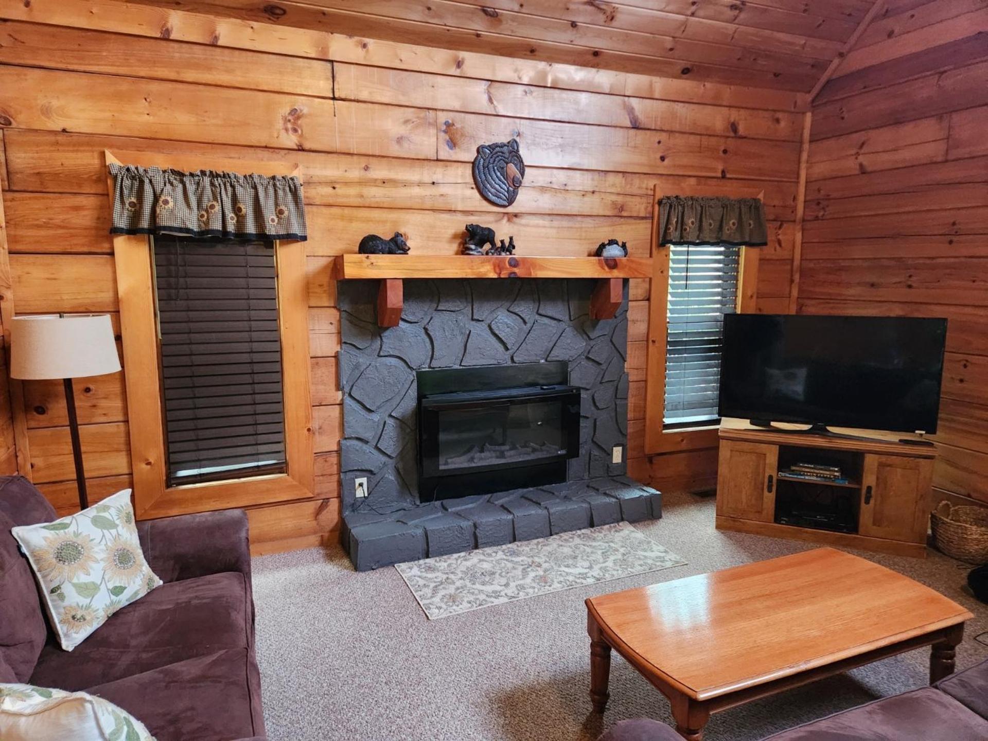 Story Brook: Beautiful True Log Cabin! Close To Dollywood, State Park, And More! Sevierville Esterno foto